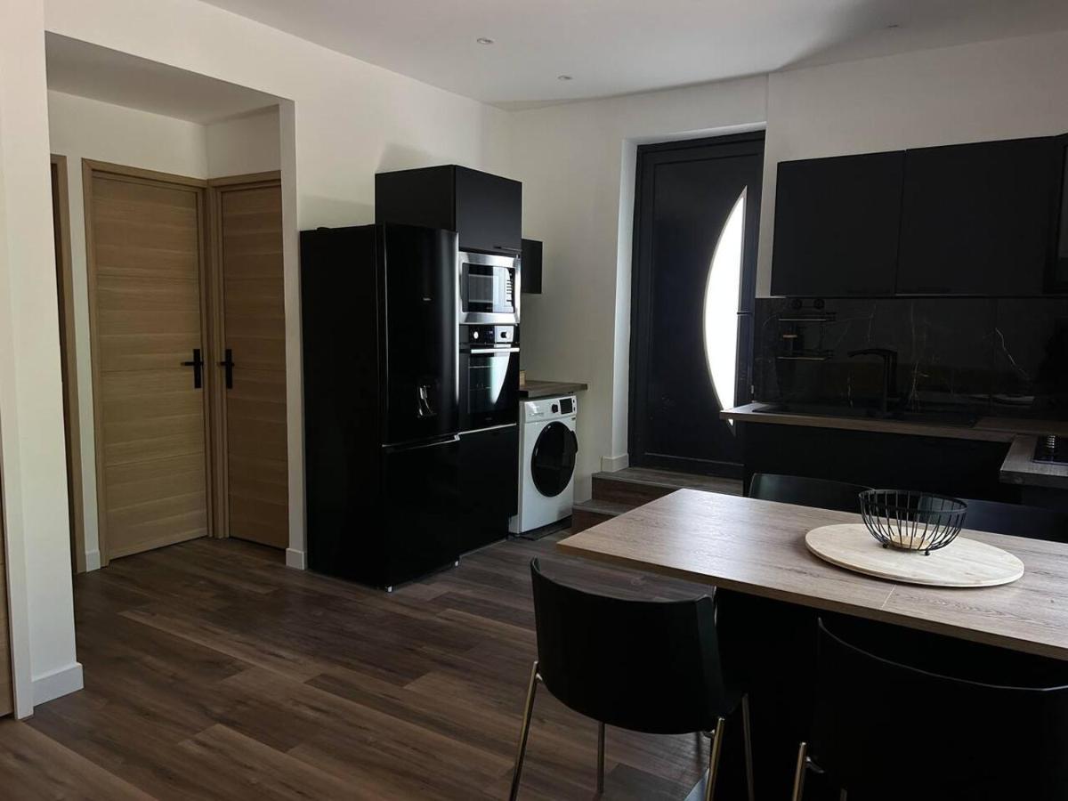 Appartement Jacuzzi ナルボンヌ エクステリア 写真