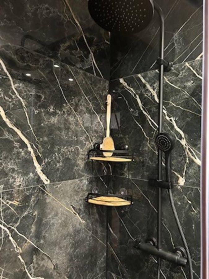 Appartement Jacuzzi ナルボンヌ エクステリア 写真