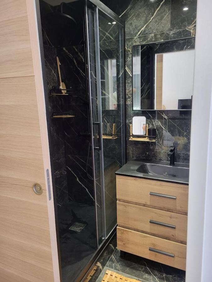 Appartement Jacuzzi ナルボンヌ エクステリア 写真