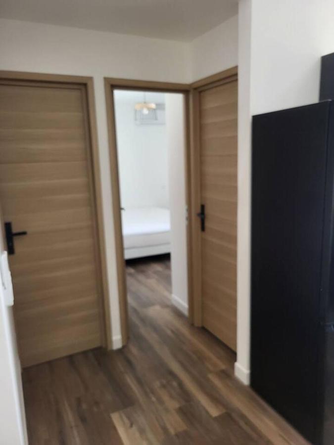 Appartement Jacuzzi ナルボンヌ エクステリア 写真
