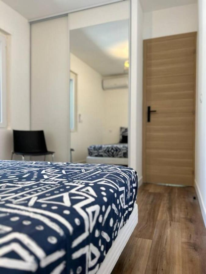 Appartement Jacuzzi ナルボンヌ エクステリア 写真